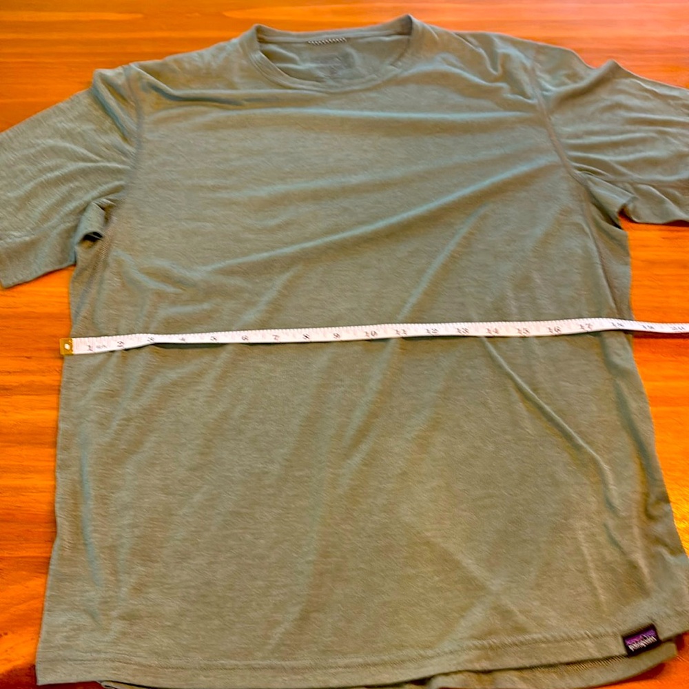 Patagonia Capilene Shirt - medium